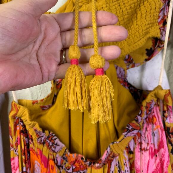 FREE PEOPLE Jumpsuit XS‎ Falling Flowers Off Shoulder Wide Leg Boho Flowy Sleeve - Picture 13 of 15